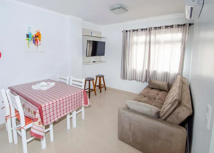 Camila Apartamento Bombinhas